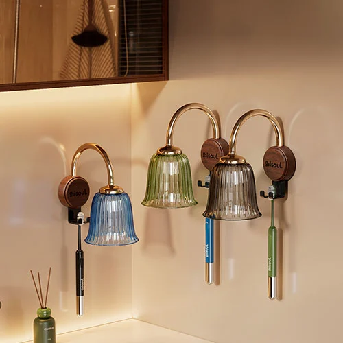 French-style Wall Lamp and Mouthwash Cup