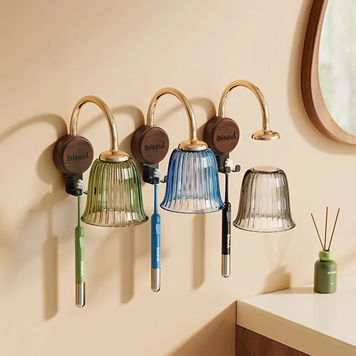 French-style Wall Lamp and Mouthwash Cup