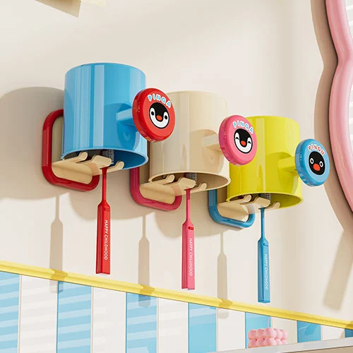PINGU Handle Mouthwash Cup