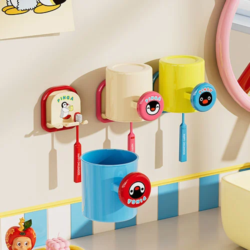 PINGU Handle Mouthwash Cup