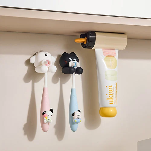 Zoo Toothbrush Holder