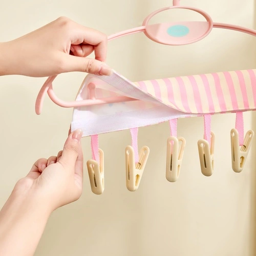 Folding Clothes Hanger