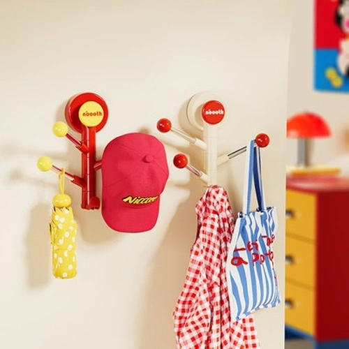 Polka-dot Rotating Hook