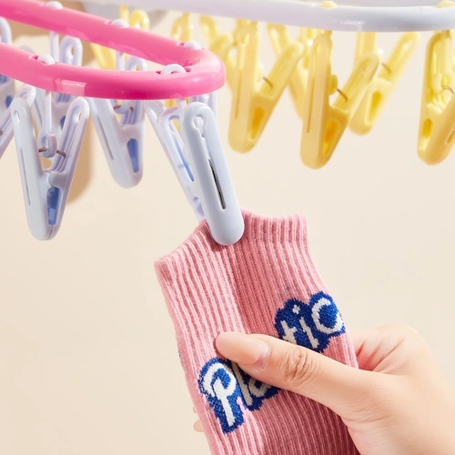 Spherical Suction Cup Folding Clothes Hanger