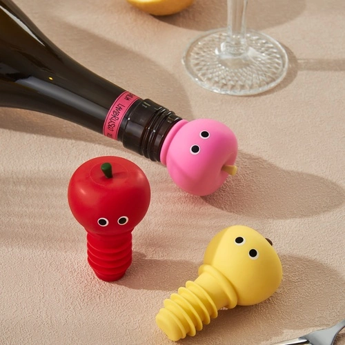 Apple Bottle Stopper