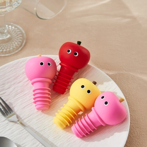 Apple Bottle Stopper