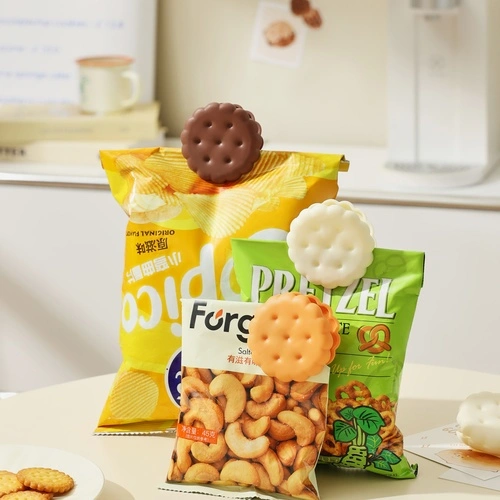 Cookie-Shaped Snack Clip 2-Pcs