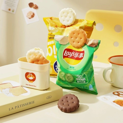 Cookie-Shaped Snack Clip 2-Pcs