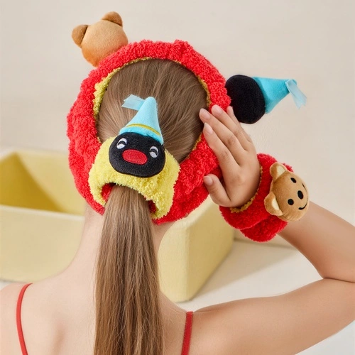 PINGU Hand Towel