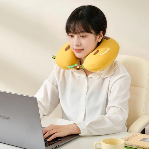 Coconut Banana Eye Mask