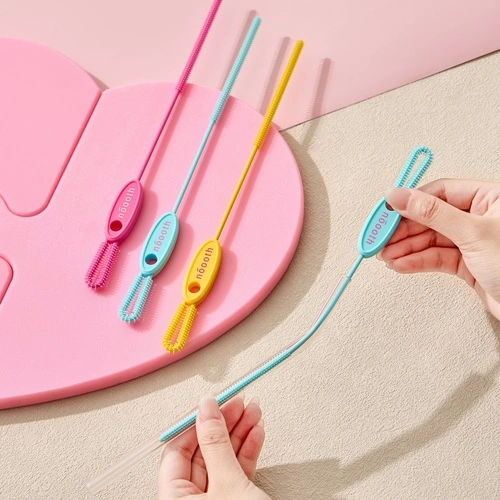 2-in-1 Silicone Straw Brush