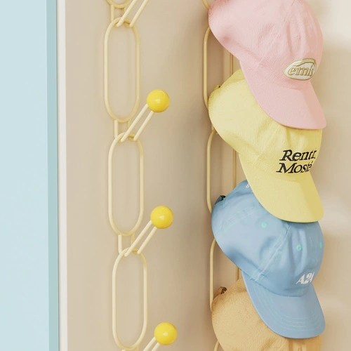 Peach-shaped Round Balls Stacked and Hung on A Row Hook